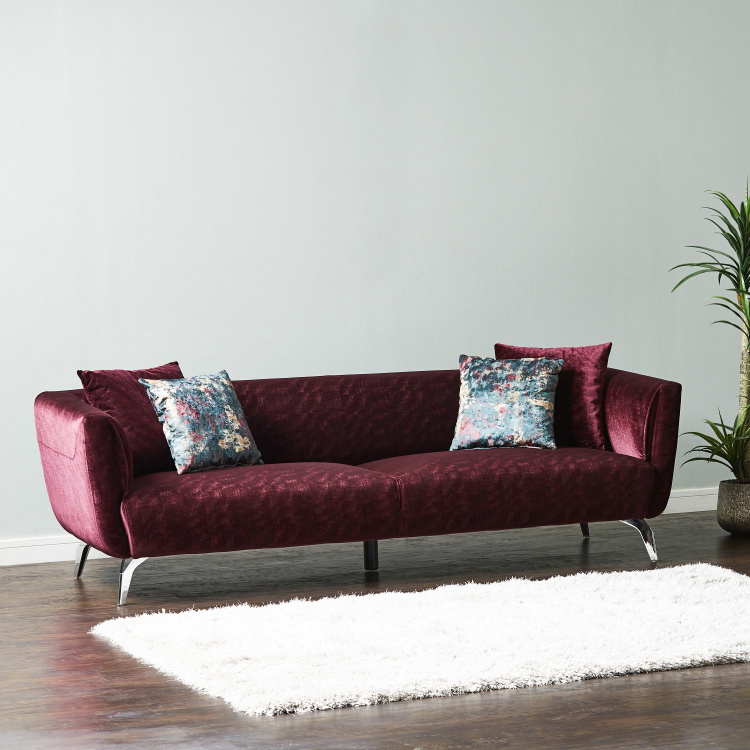 Featured image of post Purple Velvet Sofa Bed : Sturdiness ⇉ ★‬ 5.0 comfort ⇉ ★‬ 3.6 color:purple jennifer taylor home&#039;s eliza is a velvet purple lavish sofa bed which makes it the perfect addition to any living space looking to add a bit of a traditional or modern flair.